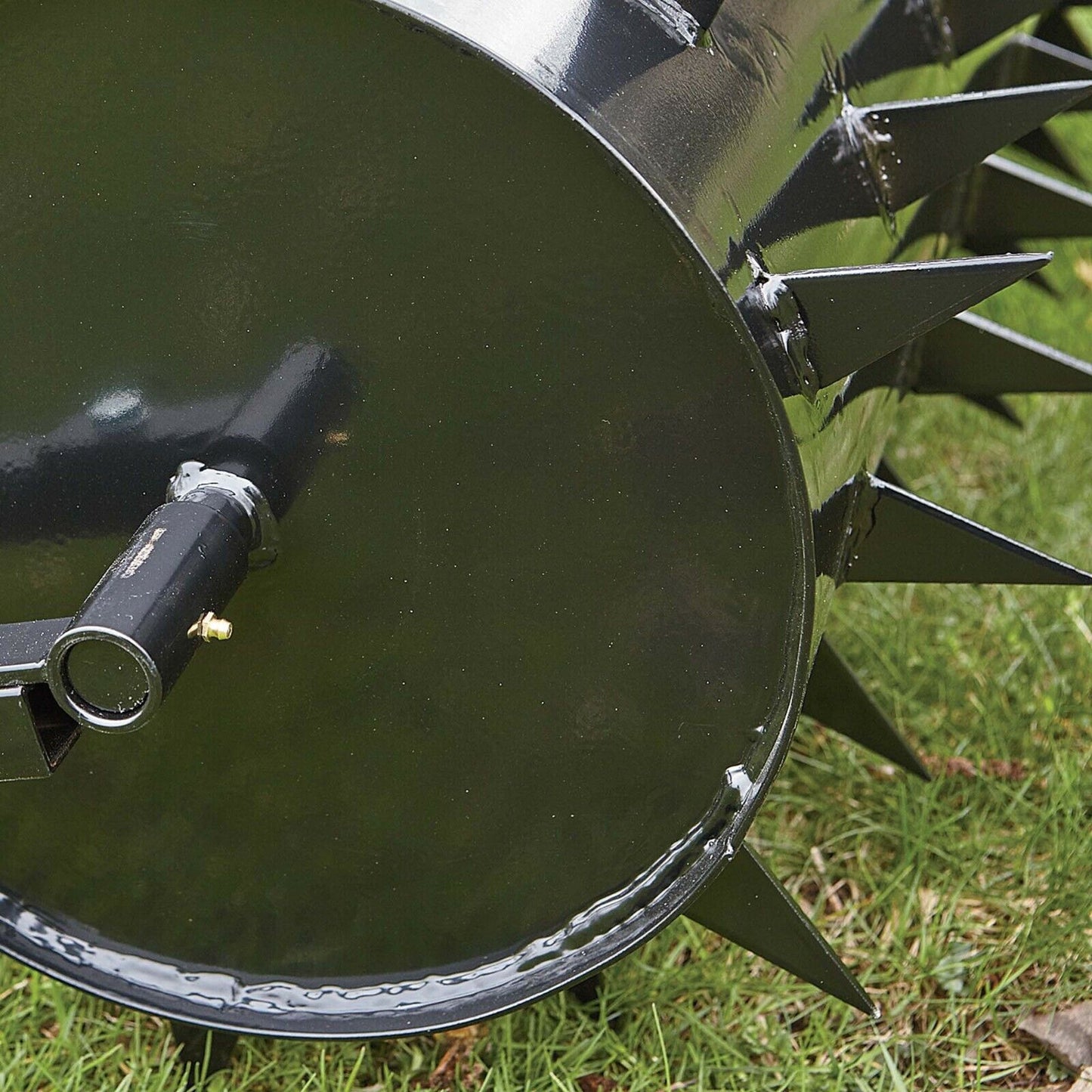 36" Spike Aerator - Drum - 300 lbs Capacity - 78 Spikes - 2.5" Penetration