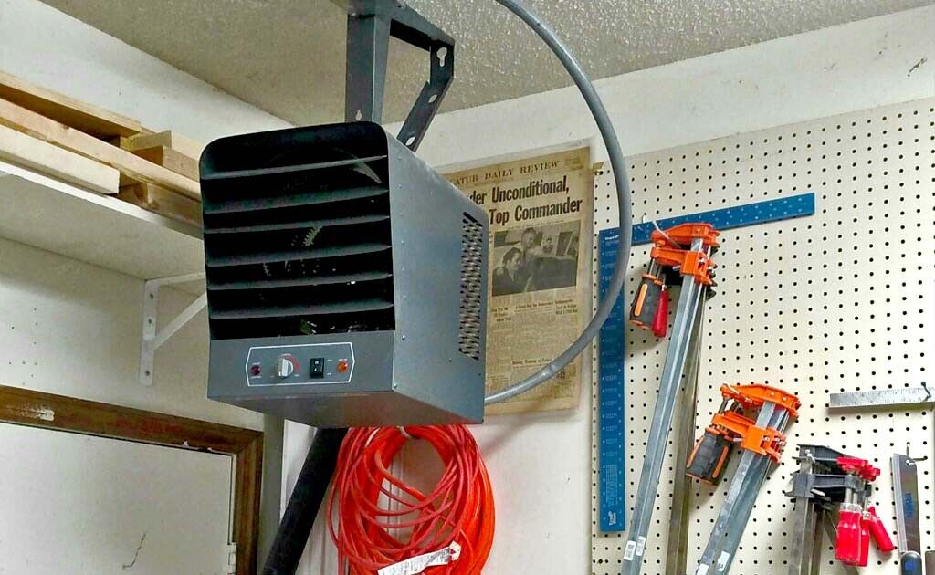 Wall & Ceiling Mount Heater - 7kW - 208 Volts - 1 Phase - 25,600 BTU - 600 CFM
