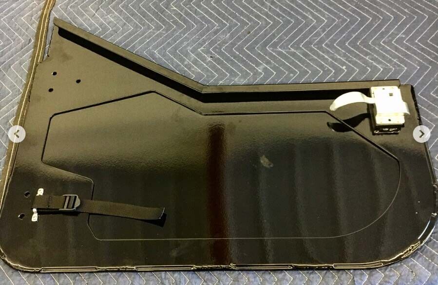 Mahindra Roxor DOORS - Half - Aluminum Material - Hard - Latch Open & Closes