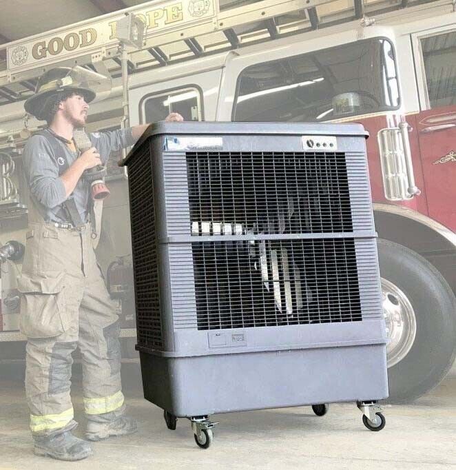Portable Evaporative SWAMP COOLER - 8500 CFM - 2100 sqft - 33 Gal Tank - 115 V