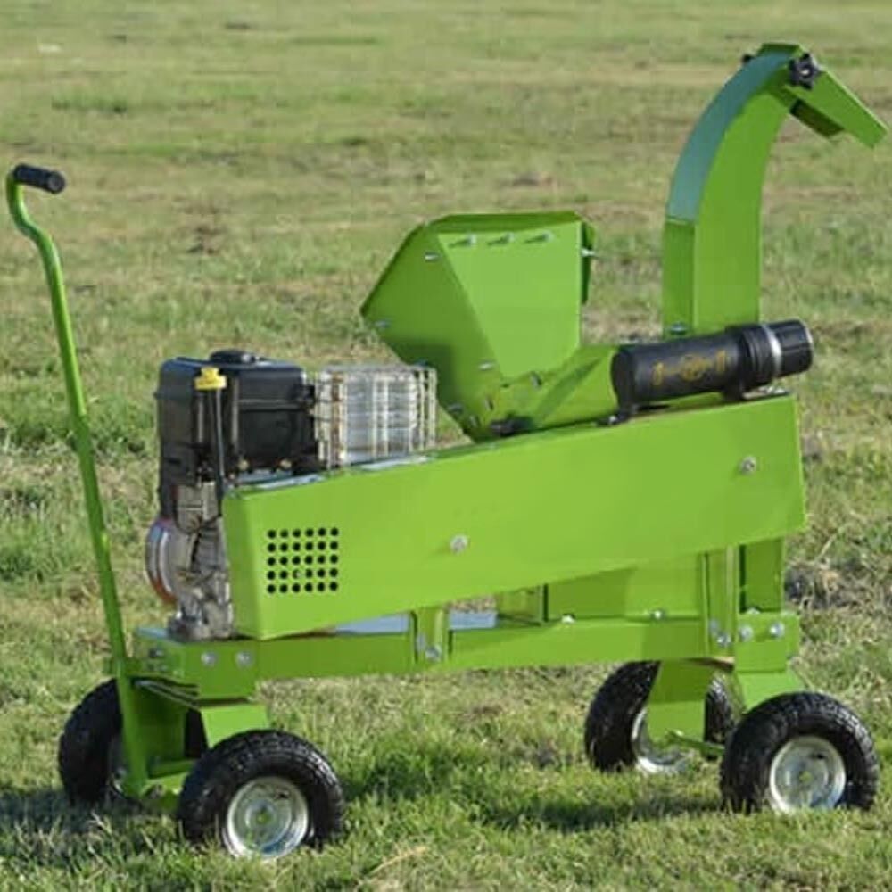 Gasoline Wood Chipper - Yamaha 9 1/2 HP Engine - 2 1/2" Diameter - Recoil Start