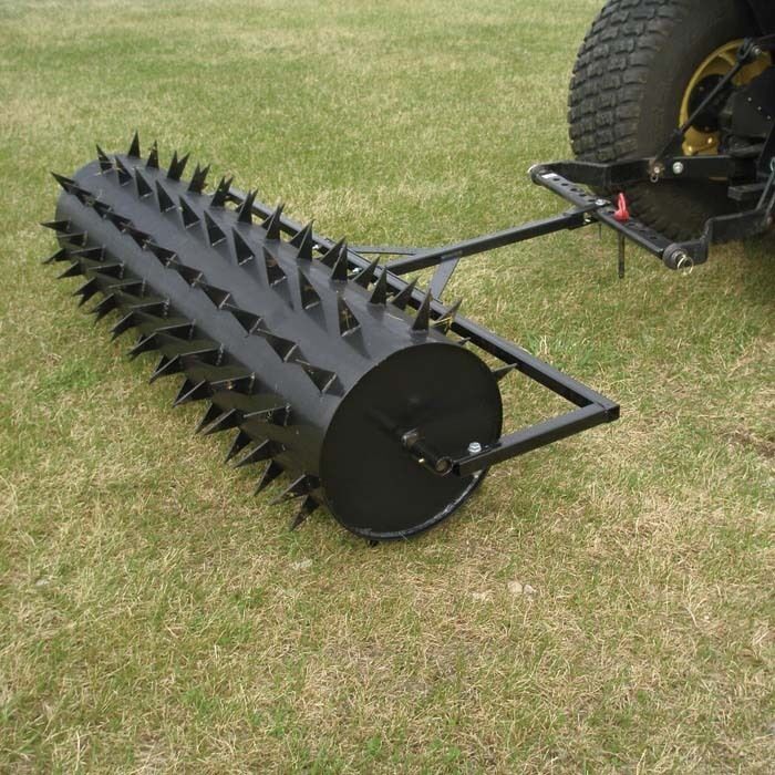 Drum Spike Aerator - 60" Width - 126 Spikes - 40 Gallon - 482 lbs - Commercial