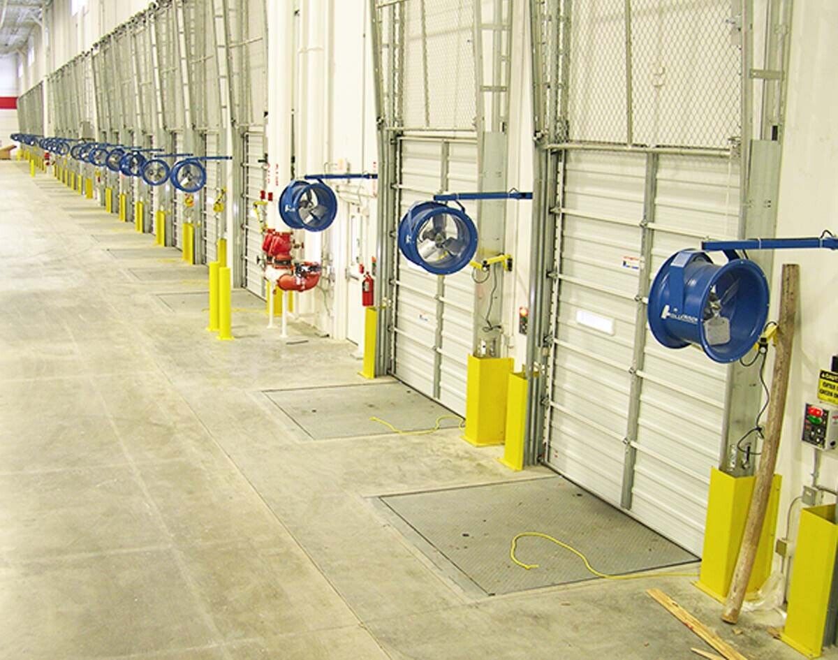 14" Loading Dock Fan - 2,600 CFM - 115 Volt - 1 Phase - 1,800 sqft - 60 ft Throw