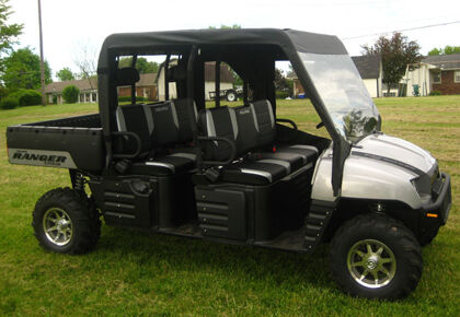 Full Enclosure with Vinyl Windshield for Polaris Crew