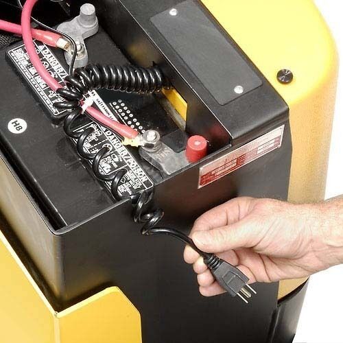 Electric Power Pallet Truck - 3000 lb Capacity - Self Propelled - 12 Volt / 95AH