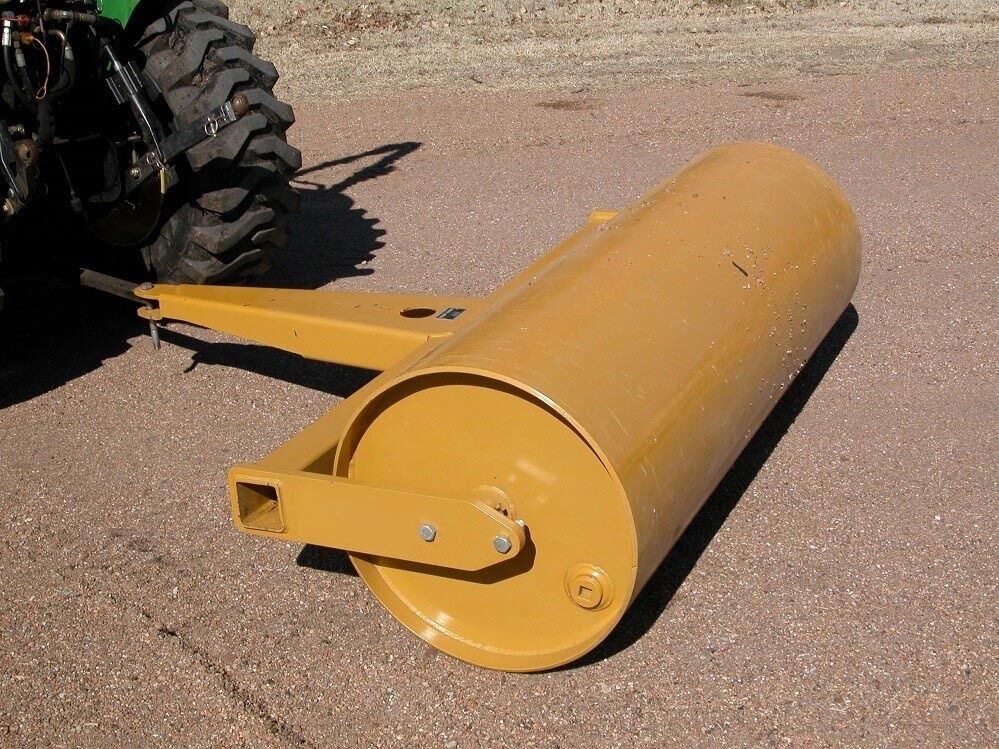 7 ft Drum Roller - Pull Behind - Drawbar Hitch - 1054 lbs Empty - 148 Gallon Cap